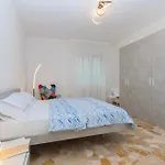 Sweet Home